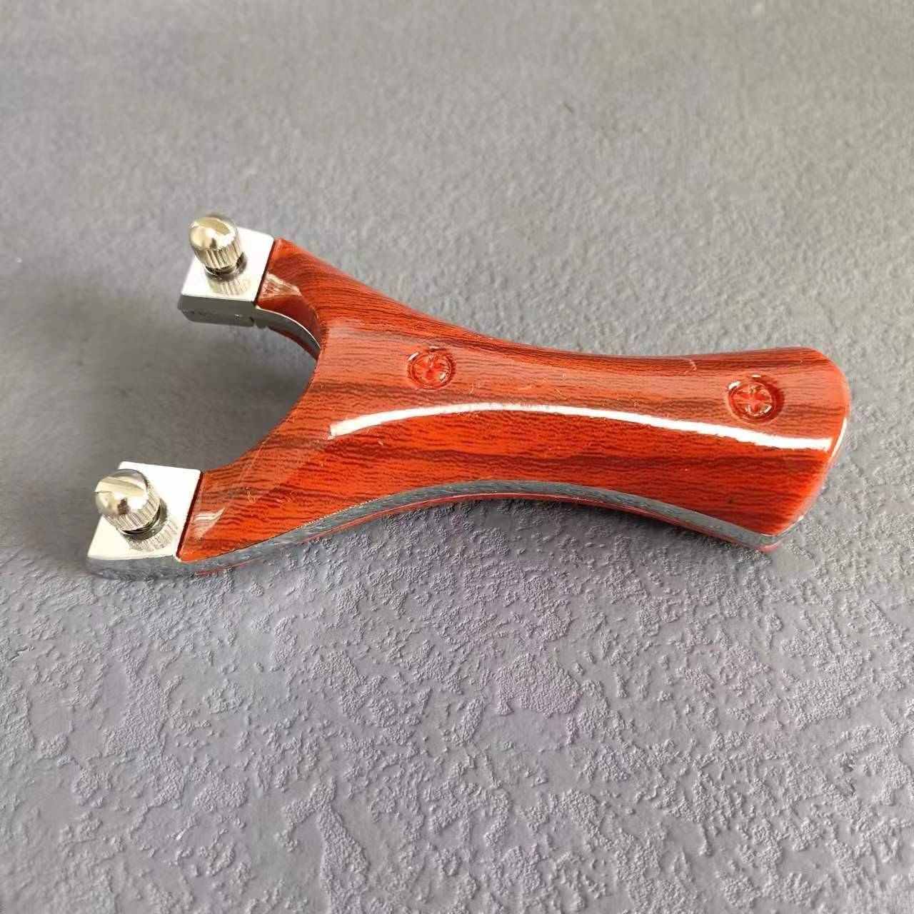 Red big chicken + 10 bands + 500 steel beads